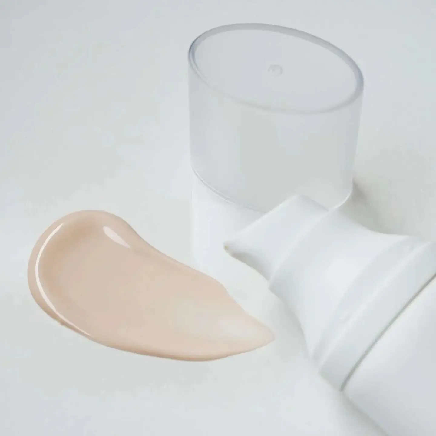 SKIN1004 Madagascar Centella Tone Brightening Tone Up Sun Screen 2