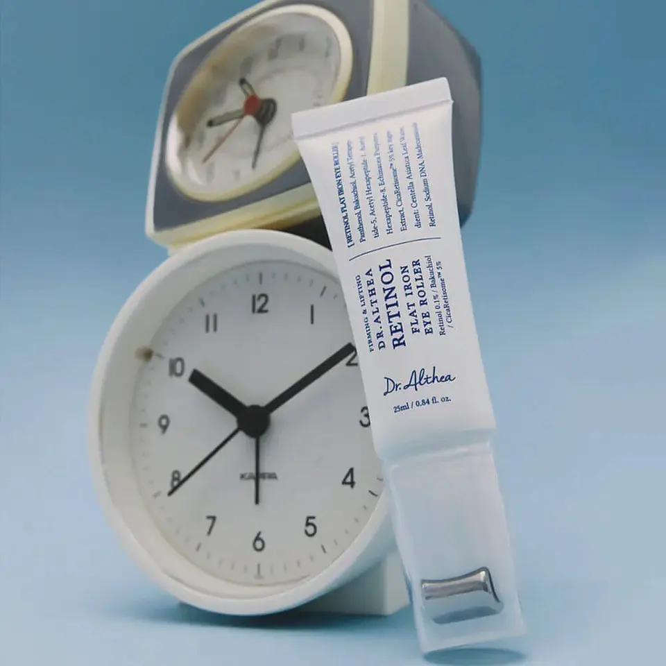 Dr. Althea Retinol Flat Iron Eye Roller 1