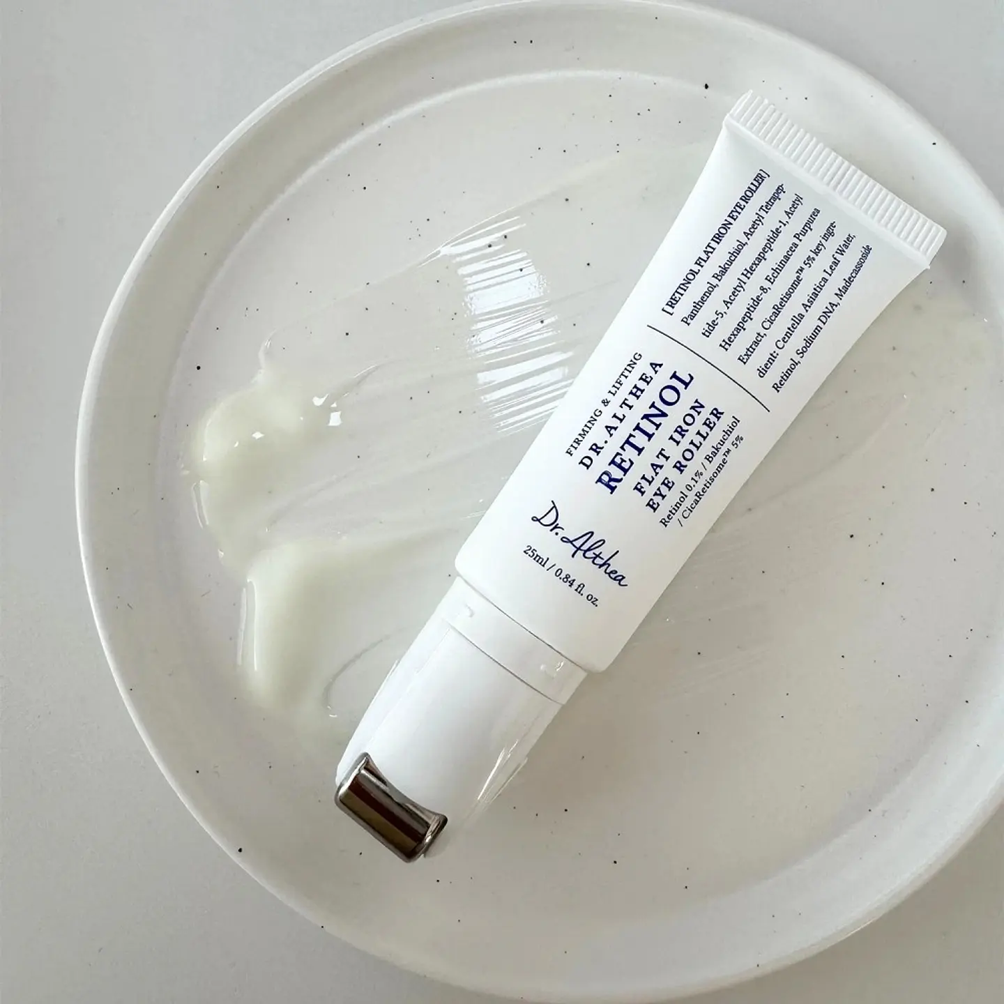 Dr. Althea Retinol Flat Iron Eye Roller 4