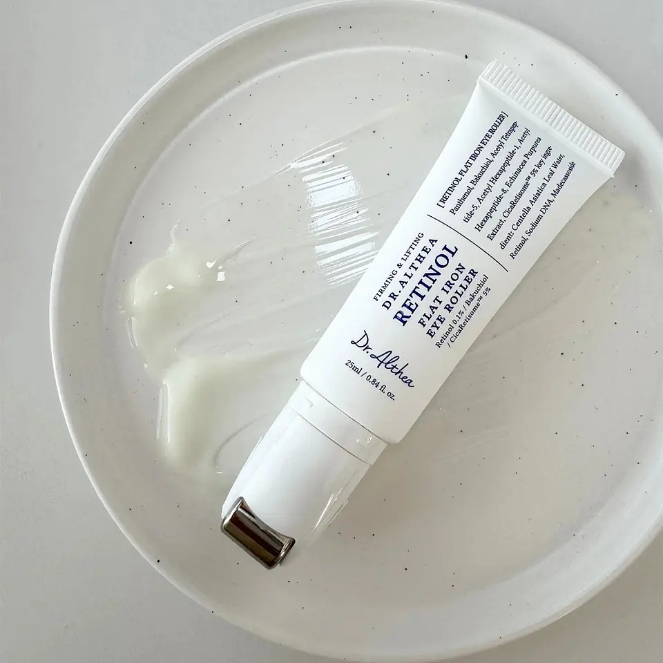 Dr. Althea Retinol Flat Iron Eye Roller 4