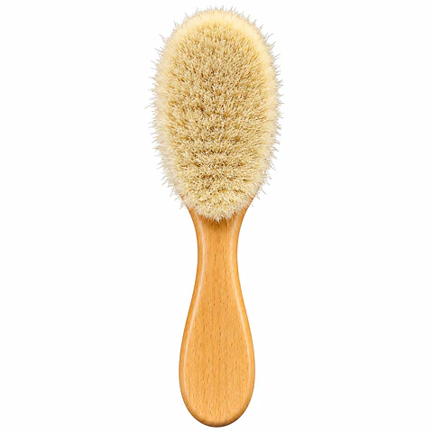 Brush con mango de madera y cerdas suaves 