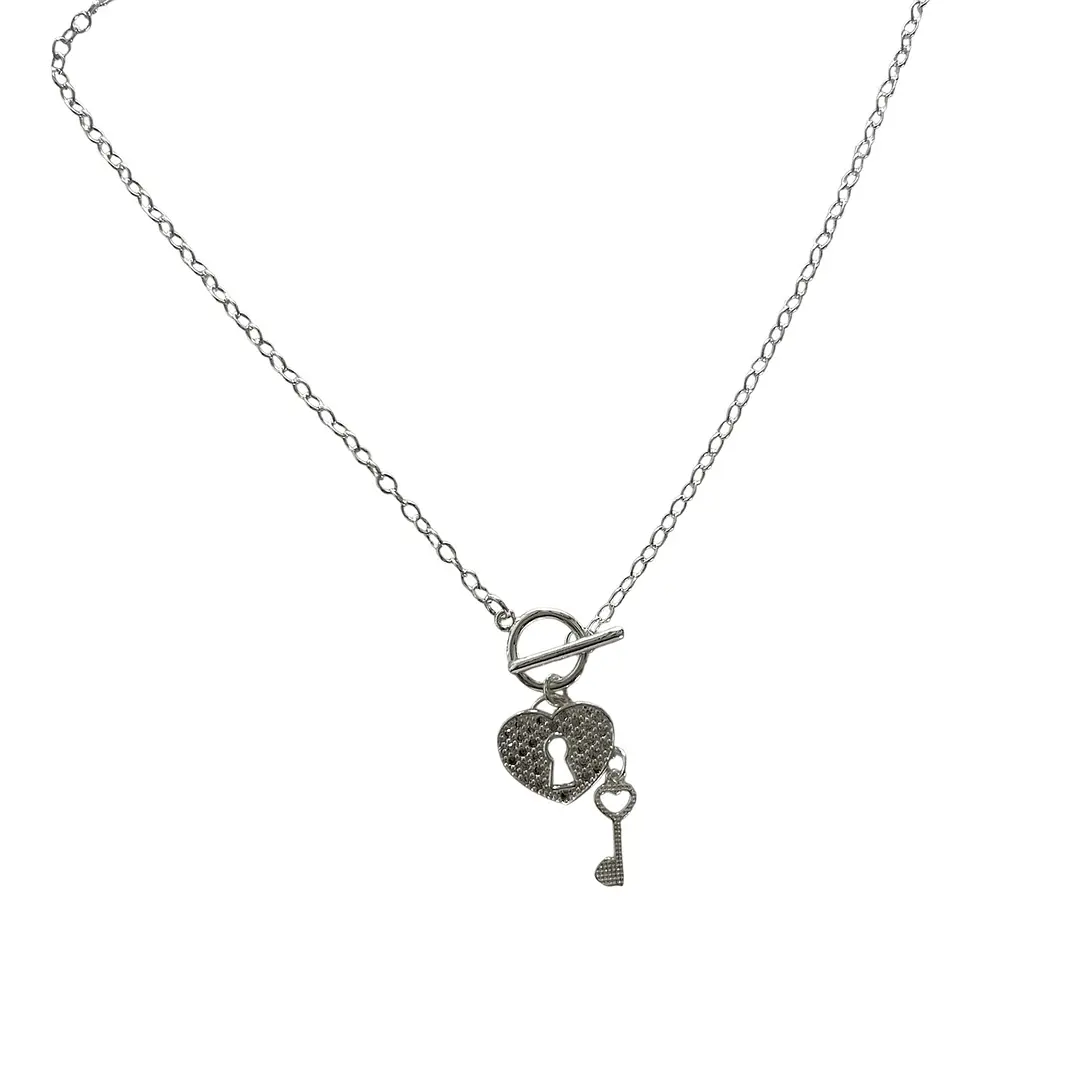 Collar corazón con llave 1