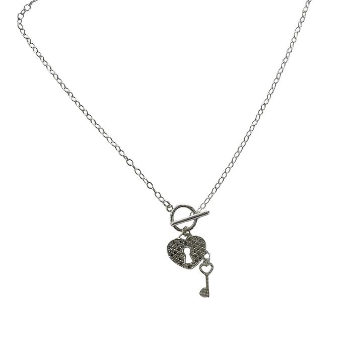 Collar corazón con llave 1