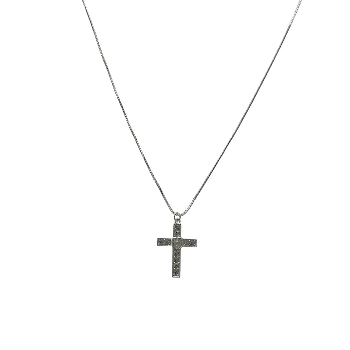 Collar cruz con corazón enchapado en plata 1