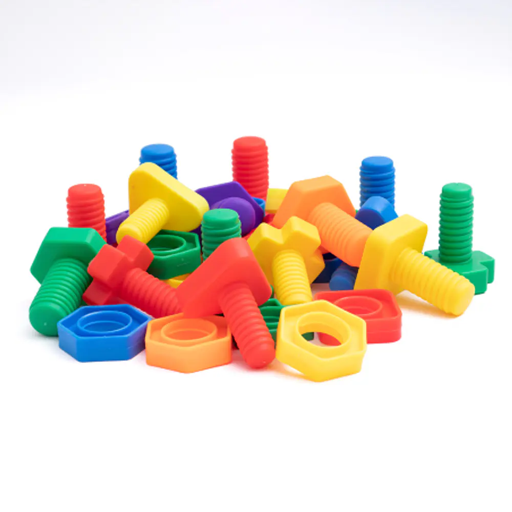 TORNILLOS Y TUERCAS PLASTICO