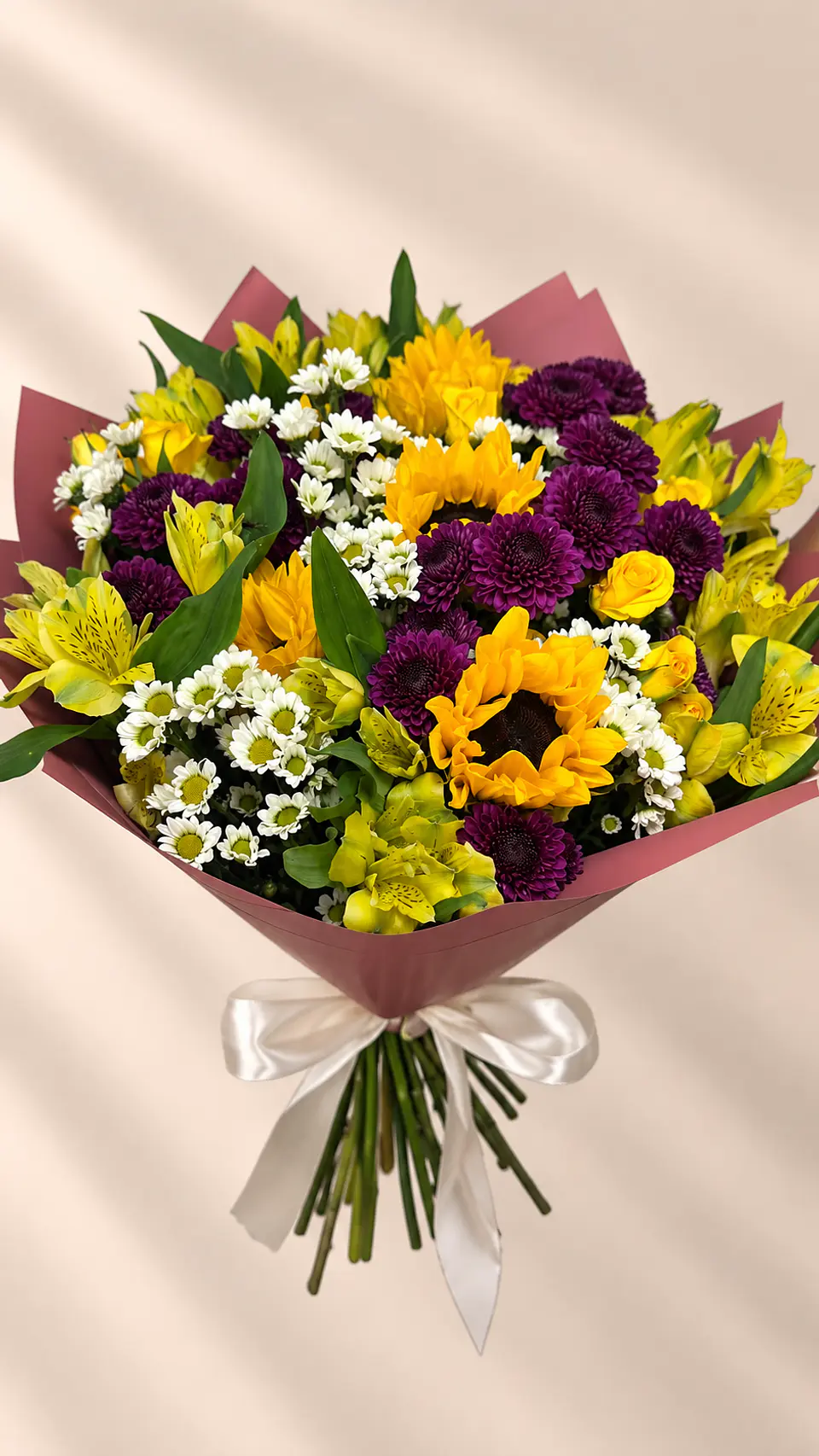 Ramo Lúmina - Flores Amarillas - Girasoles y Alstromelias 2