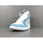 Air Jordan 1 Retro High Hyper Royal 1