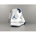 Air Jordan 4 Midnight Navy 9
