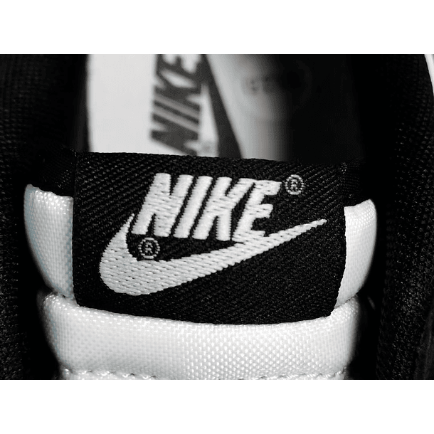 Nike Dunk Low Retro Black/White 