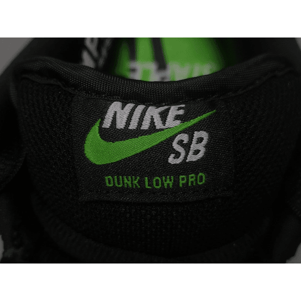 Nike Dunk Low x Staple Panda Pigeon 6