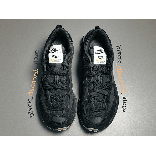 Nike x Sacai Vaporwaffle Black Gum 5