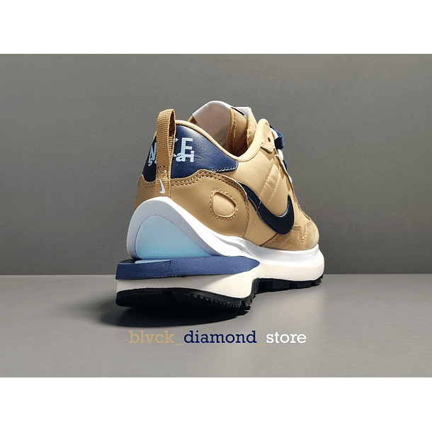 Nike x Sacai Vaporwaffle Sesame Blue Void 6
