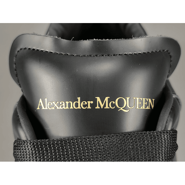 Alexander McQUEEN Oversized Black/Gold 6