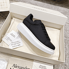 Alexander McQUEEN Oversized Black/Black/White 8