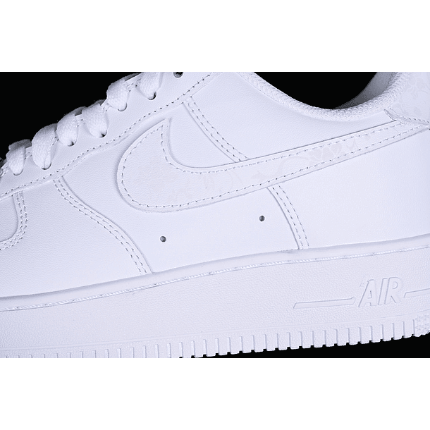 Nike Air Force 1 Low 07 White 8