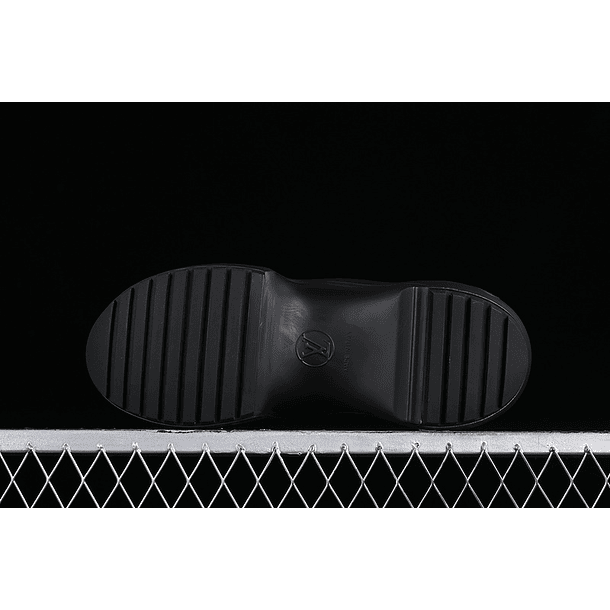 Louis Vuitton Archlight Black Monogram 10