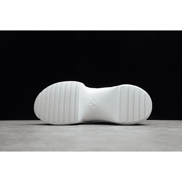 Louis Vuitton Archlight Monogram White Beige 10