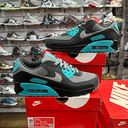 NIKE AIR MAX 90