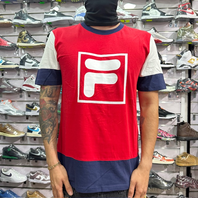 POLERA FILA
