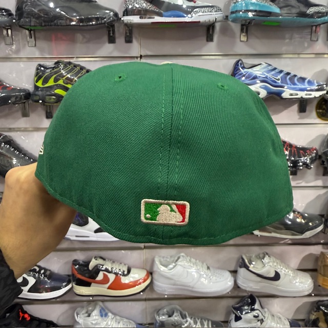 GORRO BOSTON CERRADO