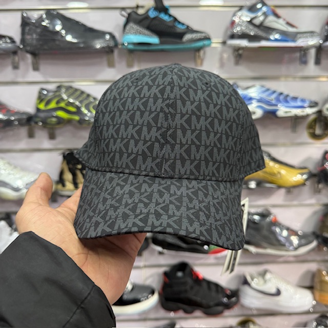 GORRO MICHAEL KORS