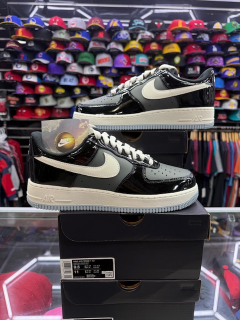 NIKE AIR FORCE 1 CHAROL 