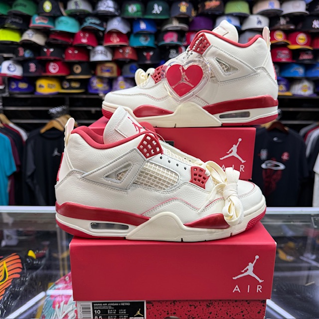 JORDAN RETRO 4 
