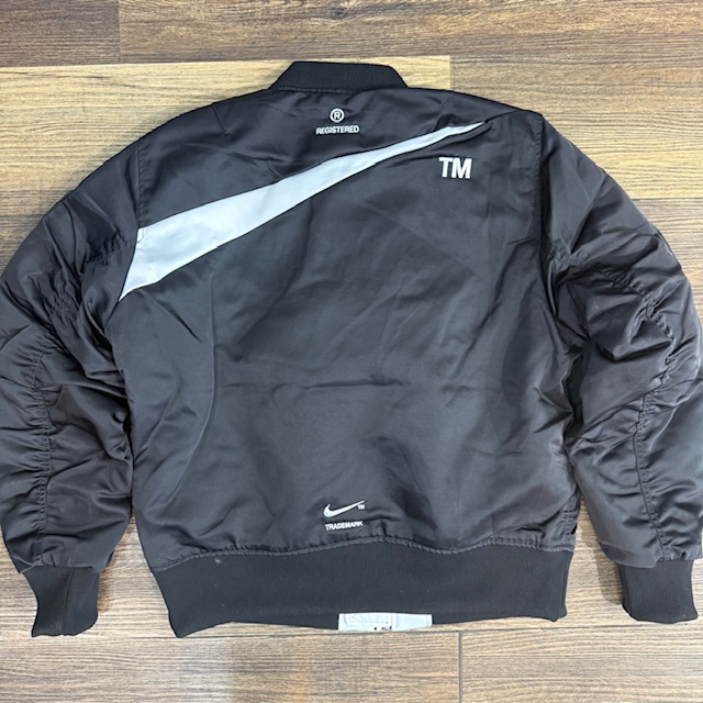 CHAQUETA NIKE REVERSIBLE