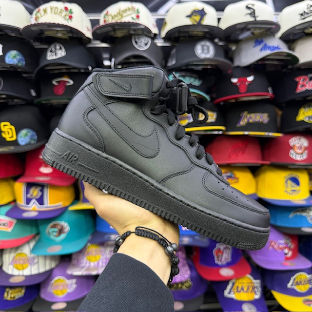 NIKE AIR FORCE 1 CAÑA