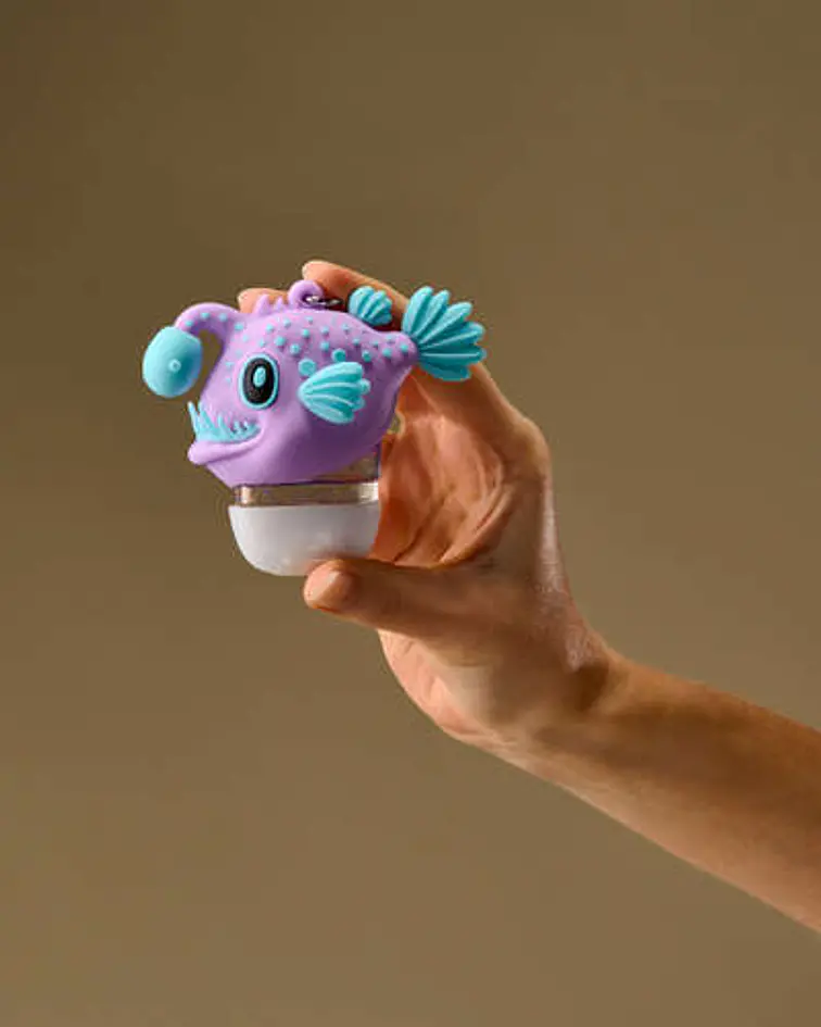 Case Light-Up Anglerfish 