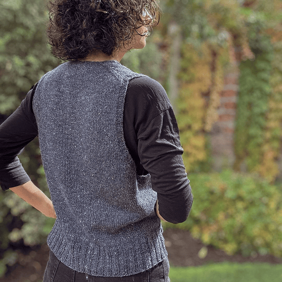 Mr. Blue Sky Vest - Patrón de Tejido 4