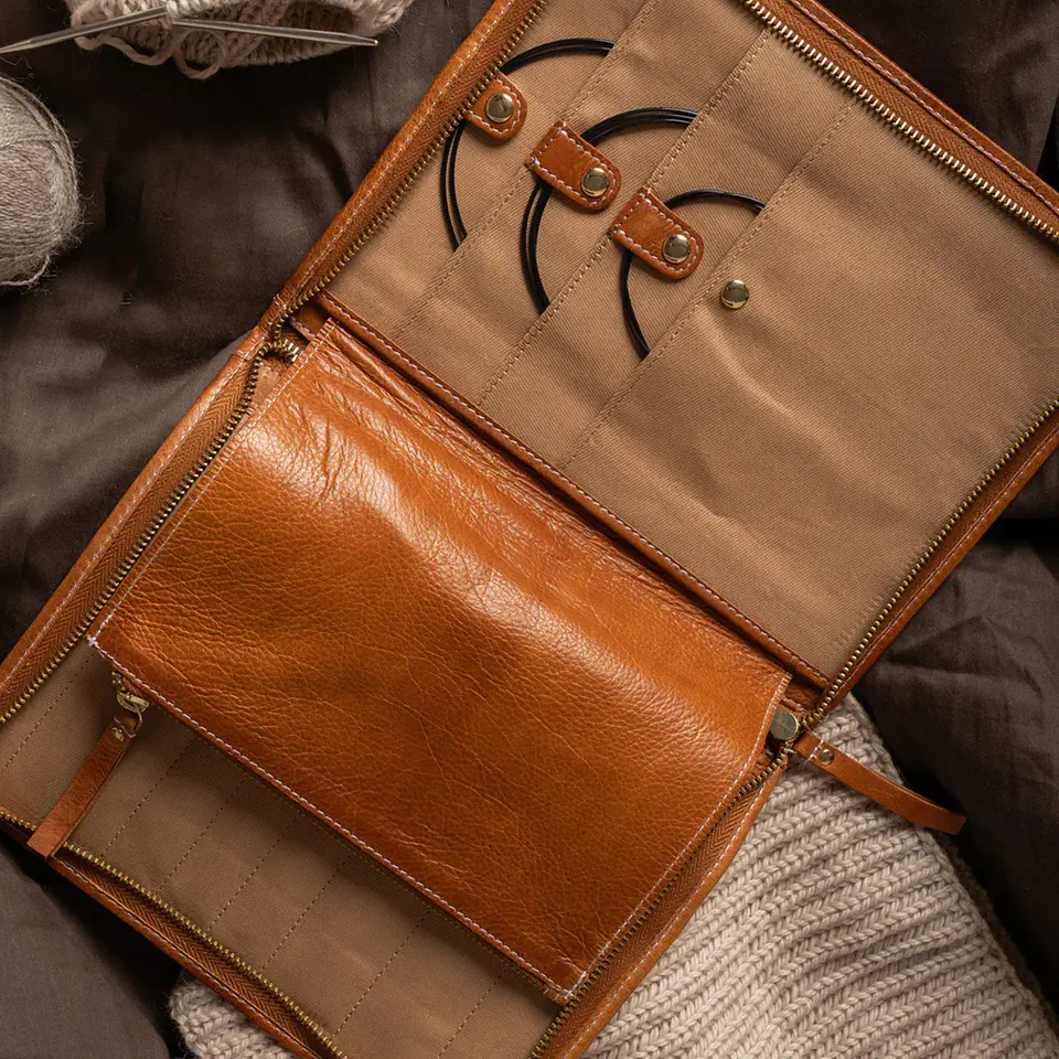 Project 8 - Burned Tan/Gold - Organizador de agujas circulares 3