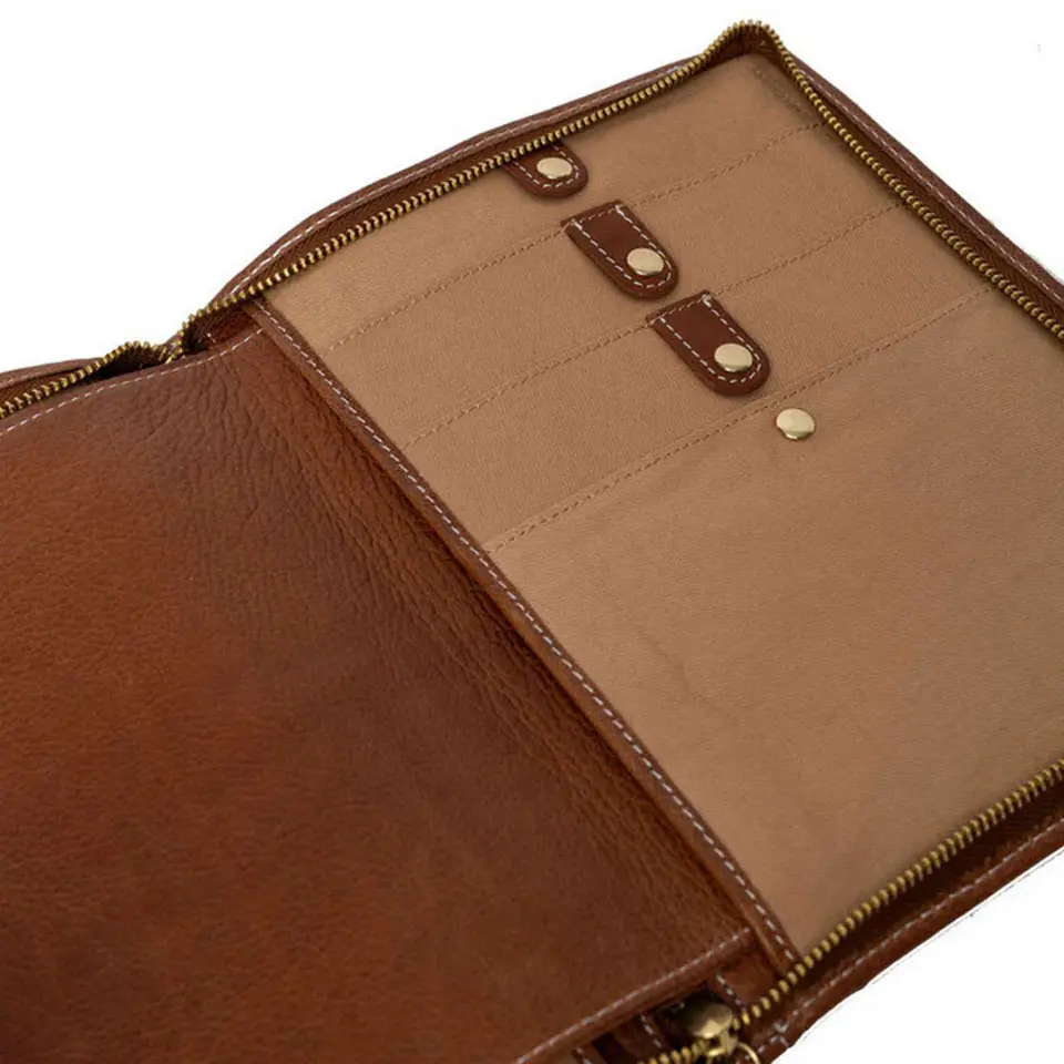 Project 8 - Walnut / Gold - Organizador de agujas circulares 3