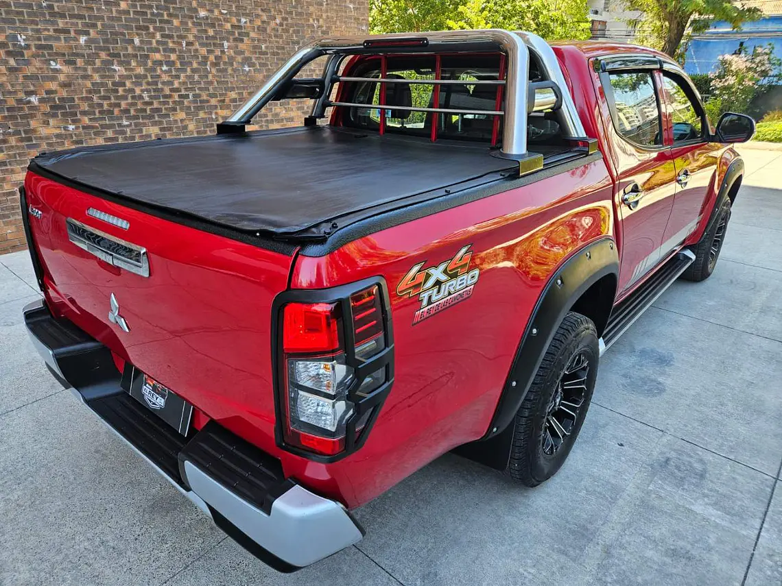 Mitsubishi New L200 4x4 Full 2.4cc Diesel (2023) 5