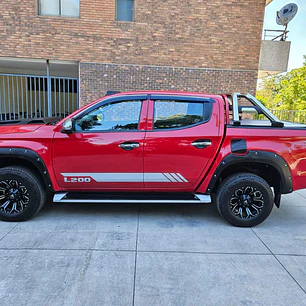 Mitsubishi New L200 4x4 Full 2.4cc Diesel (2023)