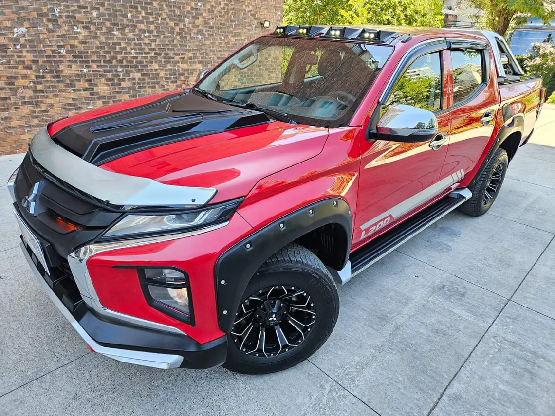 Mitsubishi New L200 4x4 Full 2.4cc Diesel (2023) 3