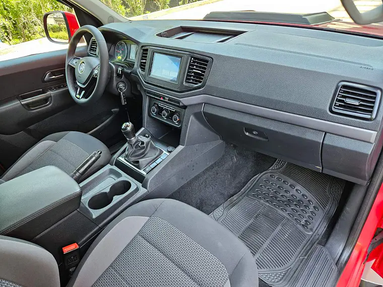 Volkswagen Amarok 4x4 (2022) 6