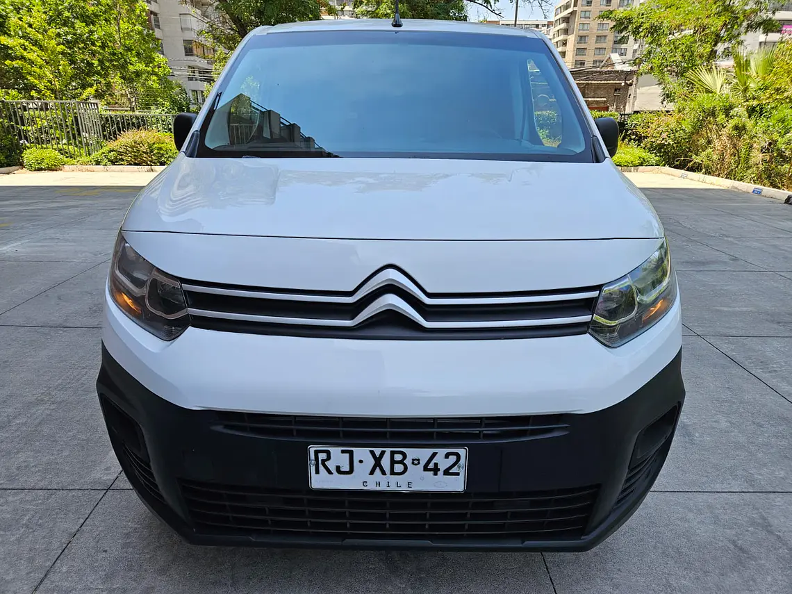 Citroen New Berlingo Turbo Diesel (2022) 5