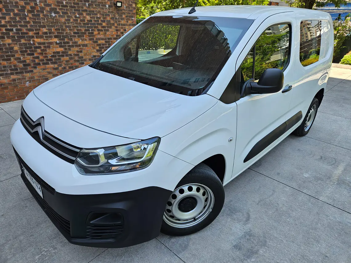 Citroen New Berlingo Turbo Diesel (2022) 6