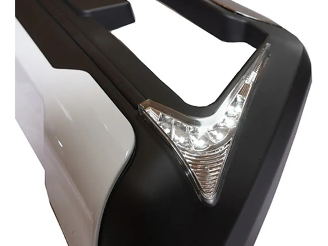 Defensa Bumper Parachoque Led Toyota Hilux Revo 2016+  3