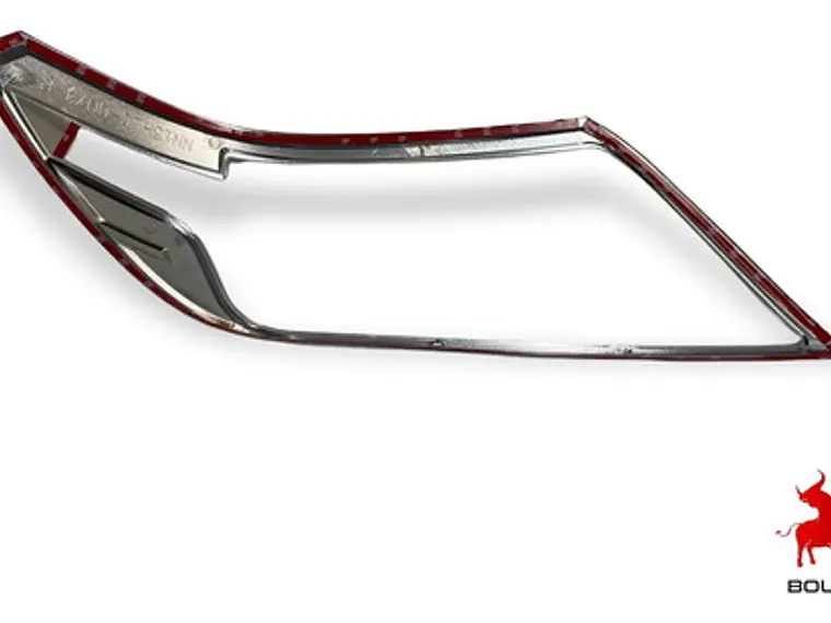 Biseles Cromados Focos Delanteros Nissan Np300 2016-2020 4