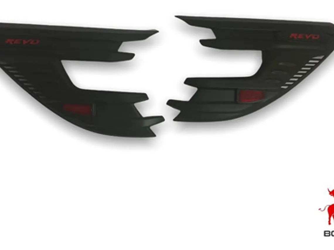 Biseles Negros Focos Delanteros Toyota Hilux Revo 2016+ 7