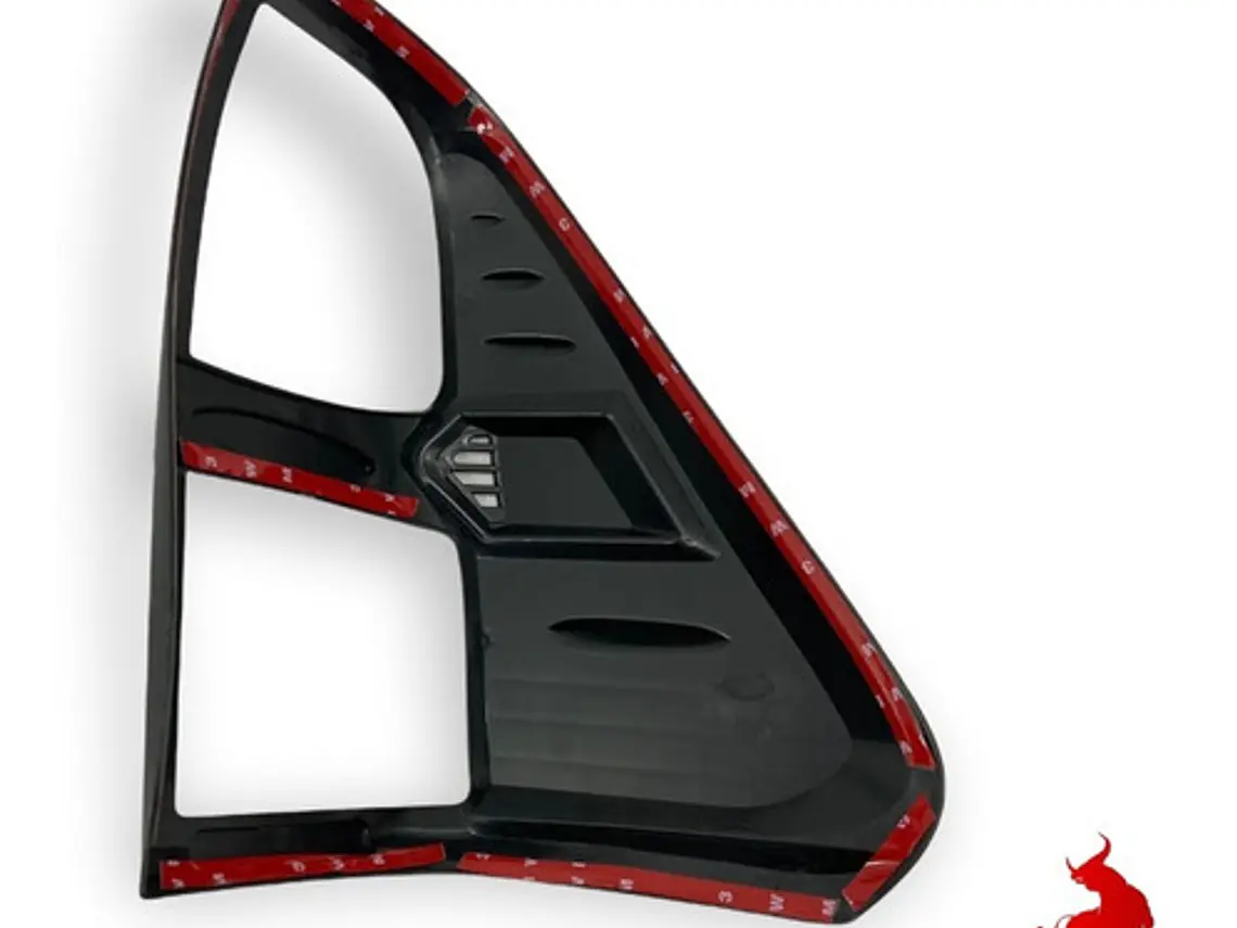 Set Biseles Negros Focos Traseros Toyota Hilux Revo 2016+  4