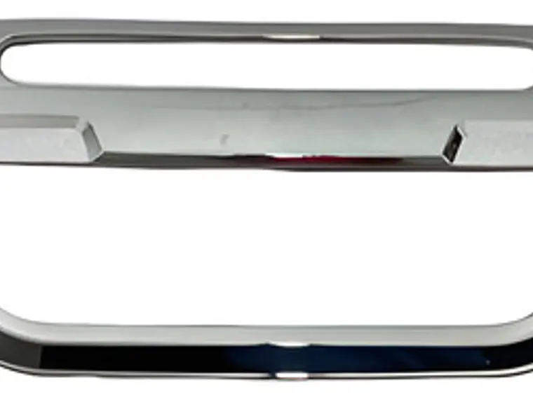 Bisel Cromado Portalón Toyota Hilux Revo 2016-21 Env Gratis 2