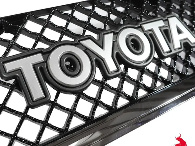 Mascara Rejilla Toyota Hilux Revo 2016 - 2020 Envio Gratis 2