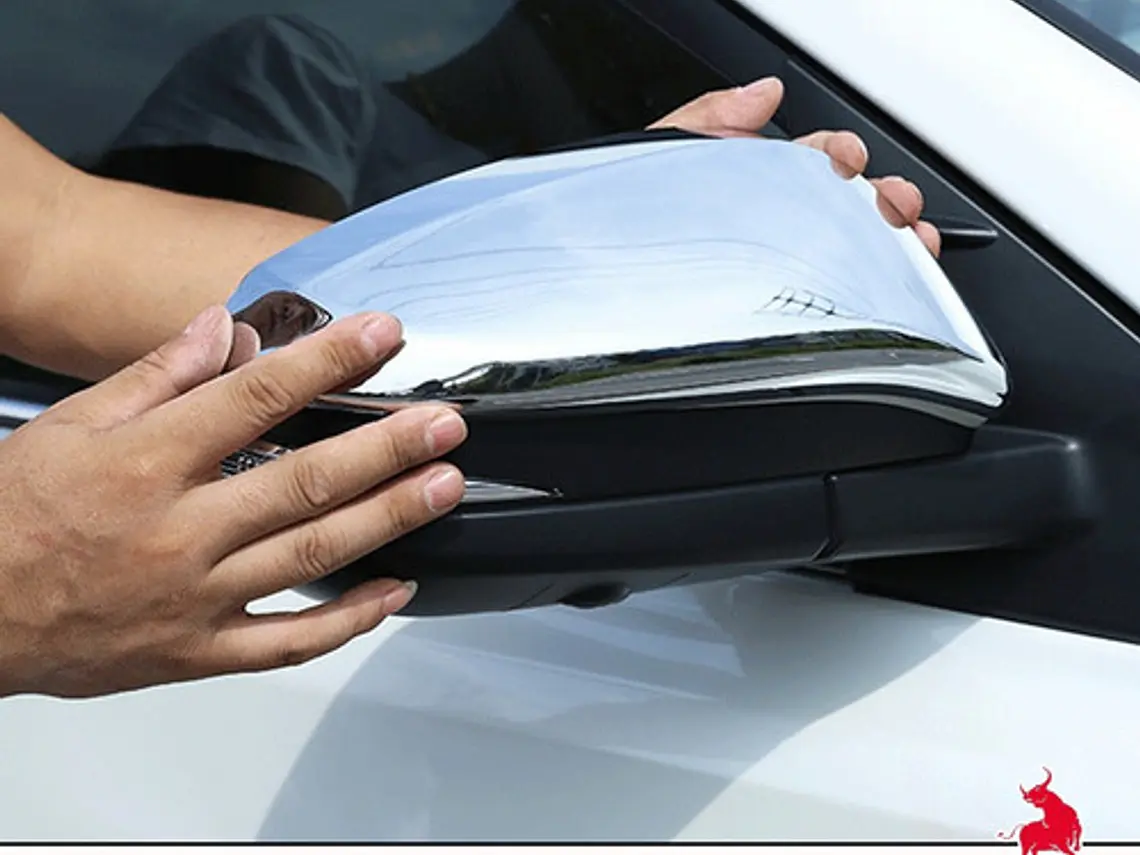 Set Tapas Cromados Cubre Espejos Toyota Hilux 2016 - 2022 6