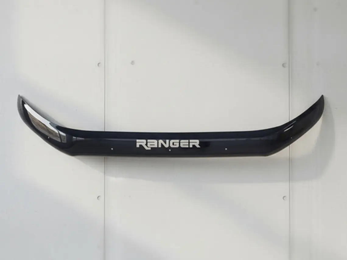 Deflector Capot Negro Con Logo Ford Ranger T7 2016 - 2021  10