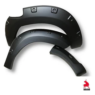 Fangueras Extension Tapabarro Militares Toyota Hilux 2016+