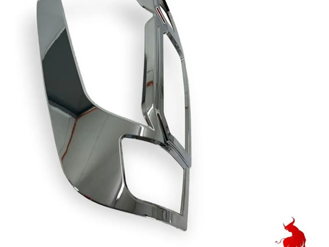 Biseles Cromados Focos Traseros Nissan Np300 2016-2020 2