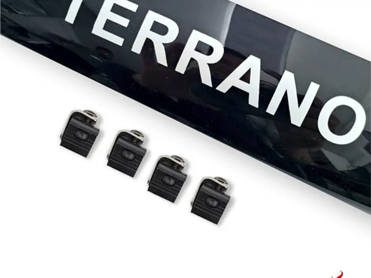 Deflector De Capot Negro Con Logo Nissan Terrano 2007 - 2014 3